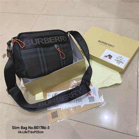 harga tas burberry selempang original|burberry parfum harga.